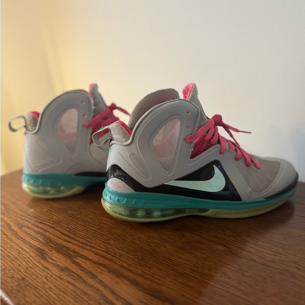 EUC LeBron 9 P.S. Elite South Beach Men’s 11 RARE & Authentic - Picture 6 of 10